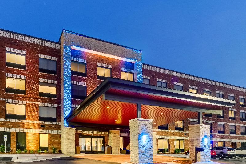 Отель Holiday Inn Express Wilmington Porters Neck, An Ihg