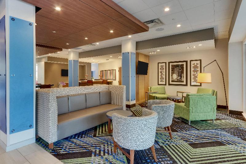 Отель Holiday Inn Express Wilmington Porters Neck, An Ihg