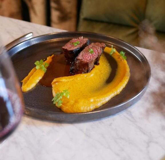 Отель Hôtel Le Diamond Rock