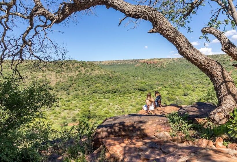 בית מלון כפרי Iketla Lodge