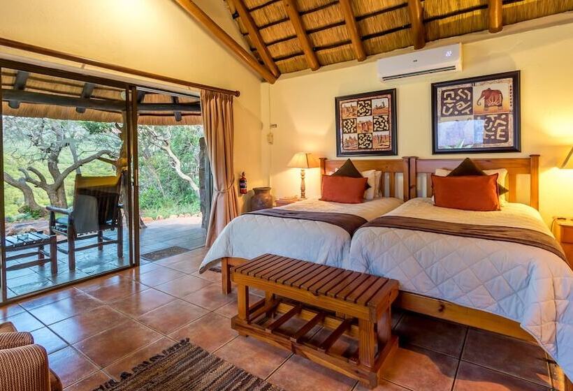 בית מלון כפרי Iketla Lodge