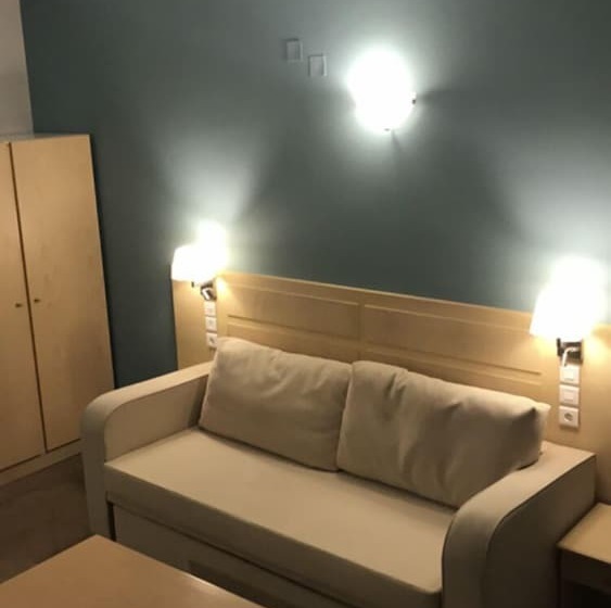 בית מלון כפרי Massouri Beach