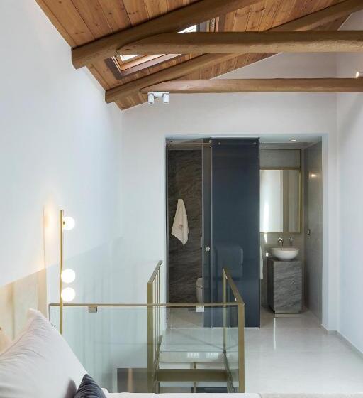 هتل Mirabile Luxury Suites