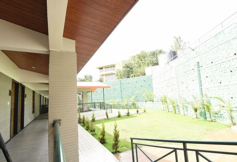 בית מלון כפרי Miraya