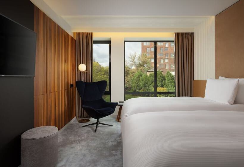 فندق Mövenpick Moscow Taganskaya