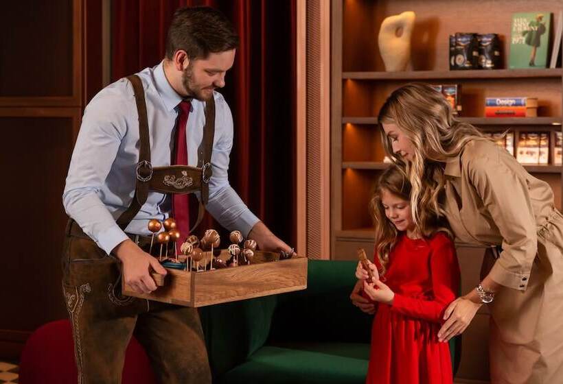 فندق Mövenpick Moscow Taganskaya