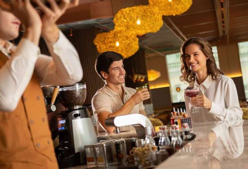 فندق Mövenpick Moscow Taganskaya