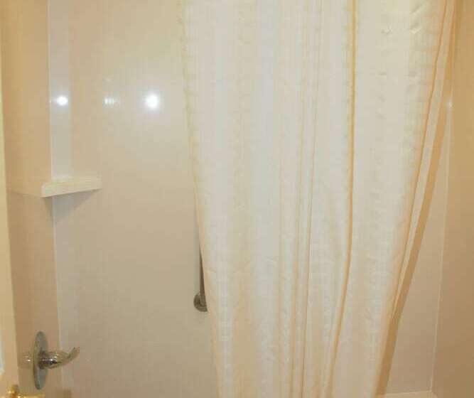 호텔 Oregon Trail Inn And Suites