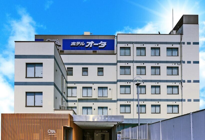 בית מלון כפרי Ohta