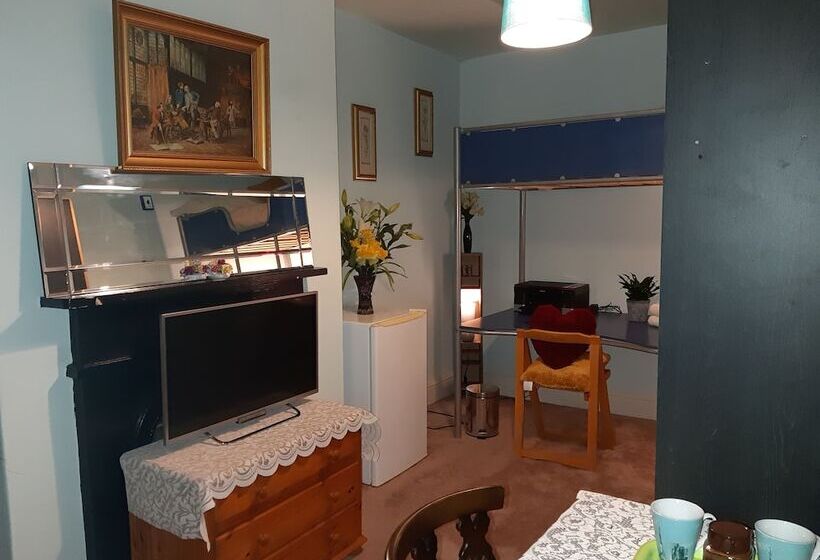 酒店 Phoenix Nights Guest House