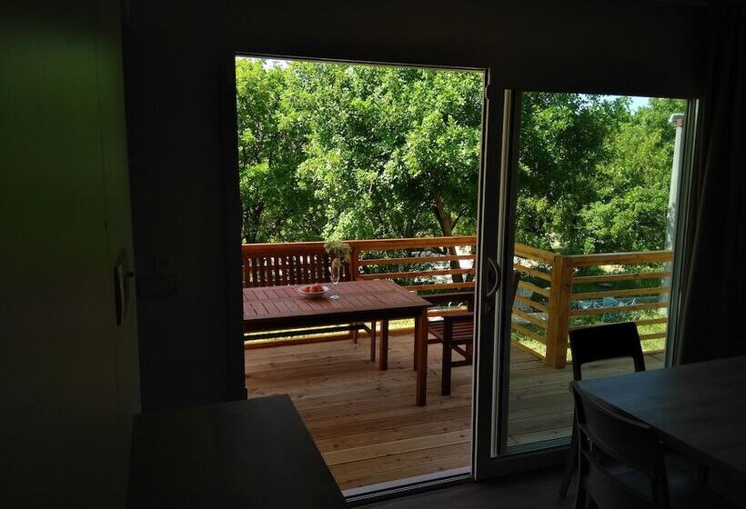 בית מלון כפרי Mobile Homes Camp Klenovica