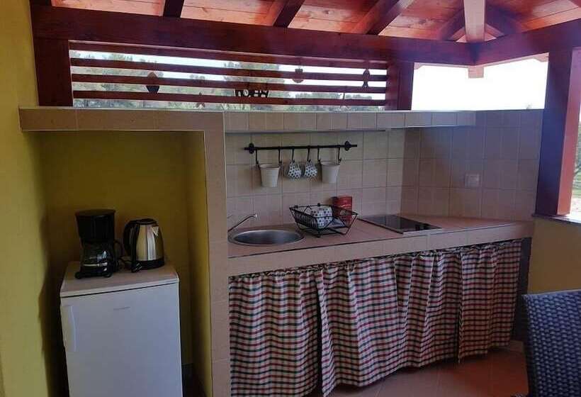 Отель Relax Camp