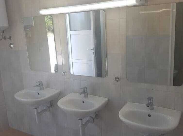 Отель Relax Camp