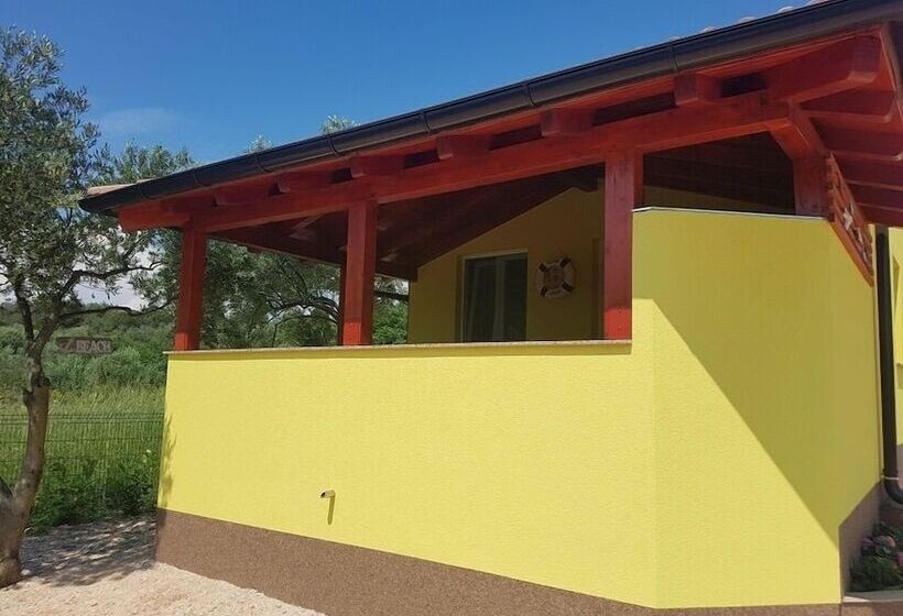 Отель Relax Camp