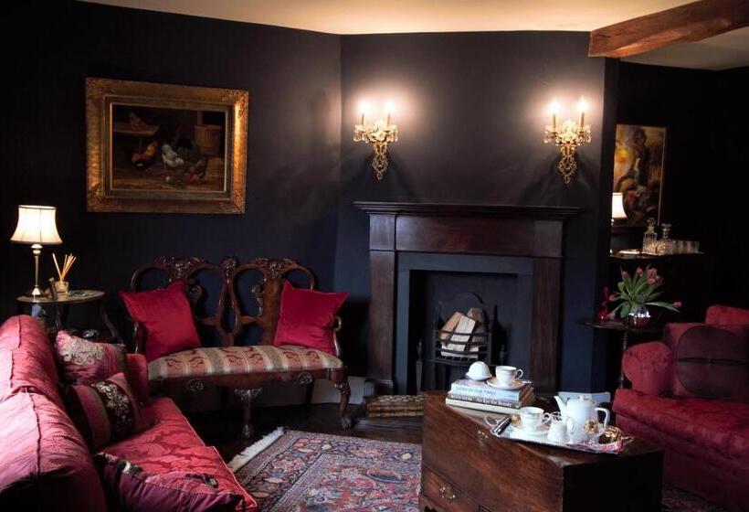 酒店 The Old Stores