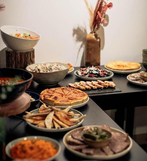 Hotel Victoria Lodge, Friendly