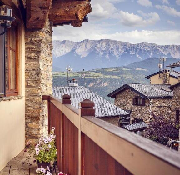 L Hotelet D Estamariu Cal Teixidor