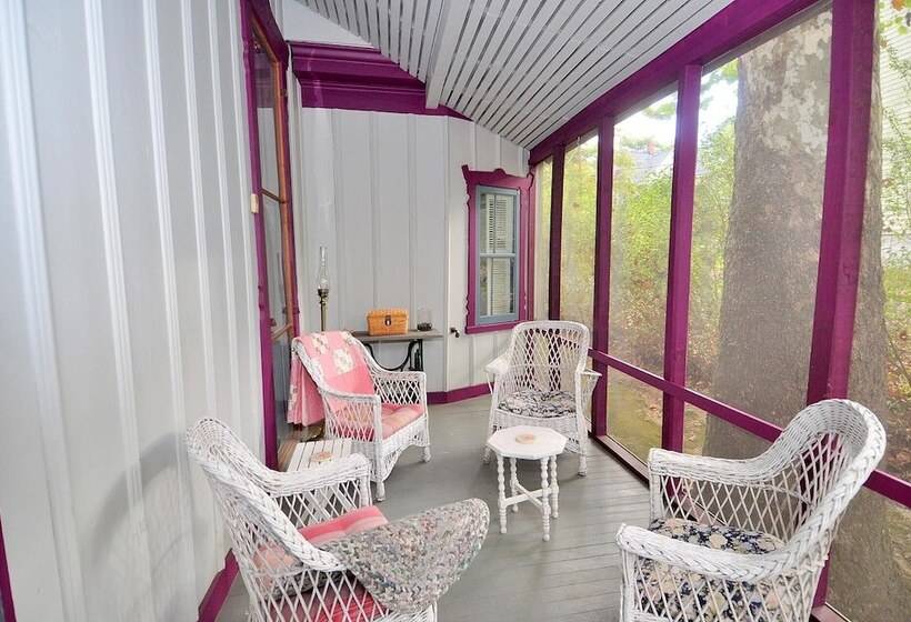 Manor At Berkeley Springs