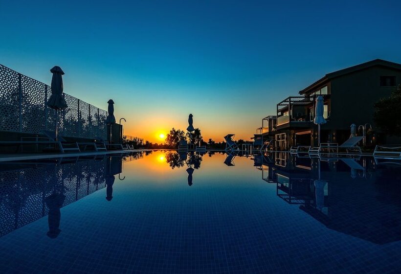 Miroes Suites