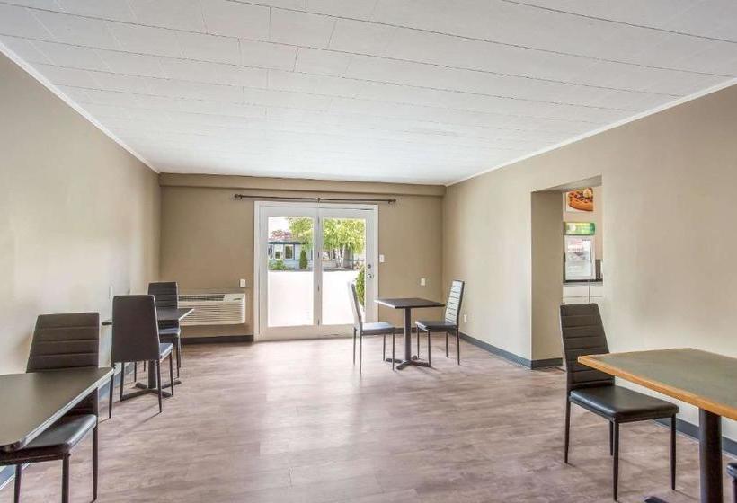 فندق على الطريق Rodeway Inn