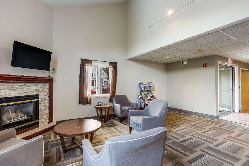 فندق على الطريق Rodeway Inn