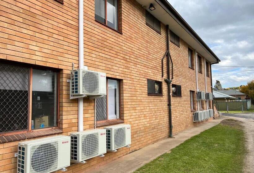 مُتل Seranin Bathurst