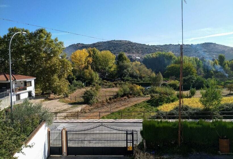 פנסיון Alojamiento Ardales