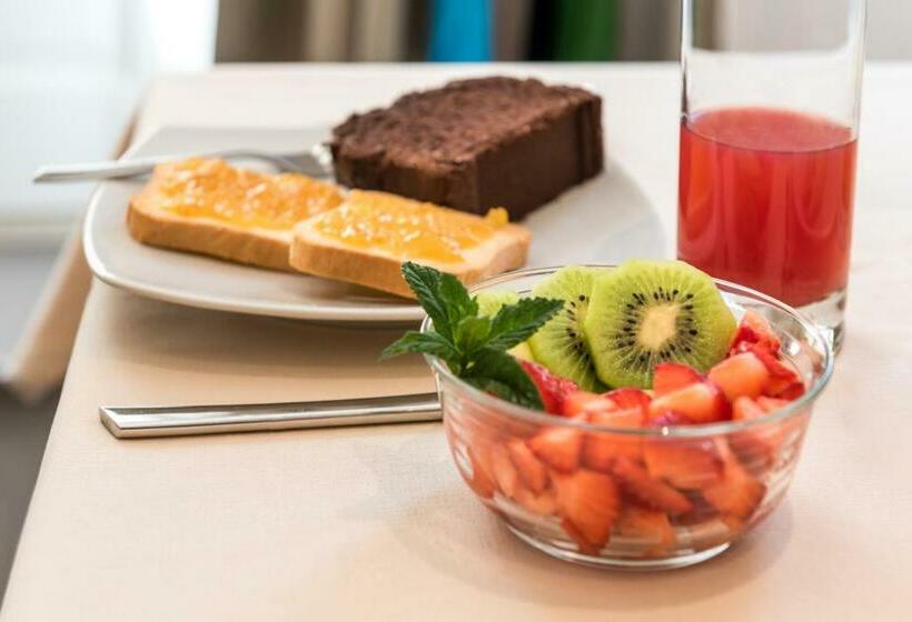 膳宿费 Aura  Guest House Iblea