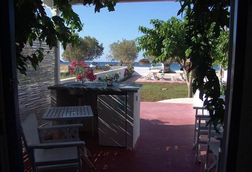 פנסיון Avlomonasbeach – Adults Only