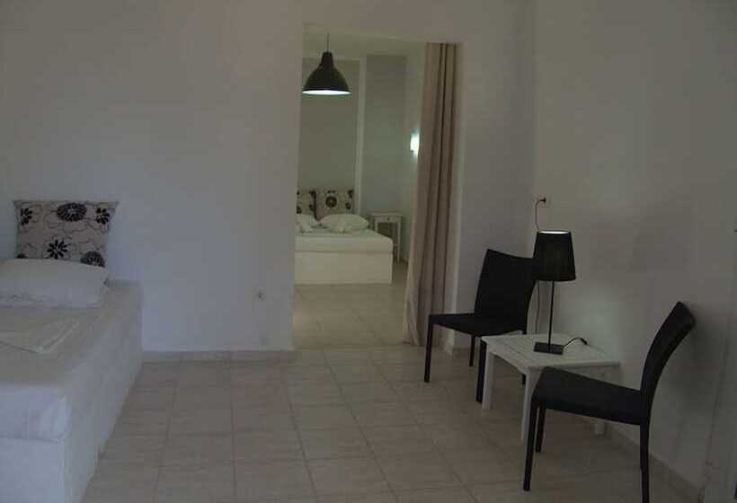 פנסיון Avlomonasbeach – Adults Only