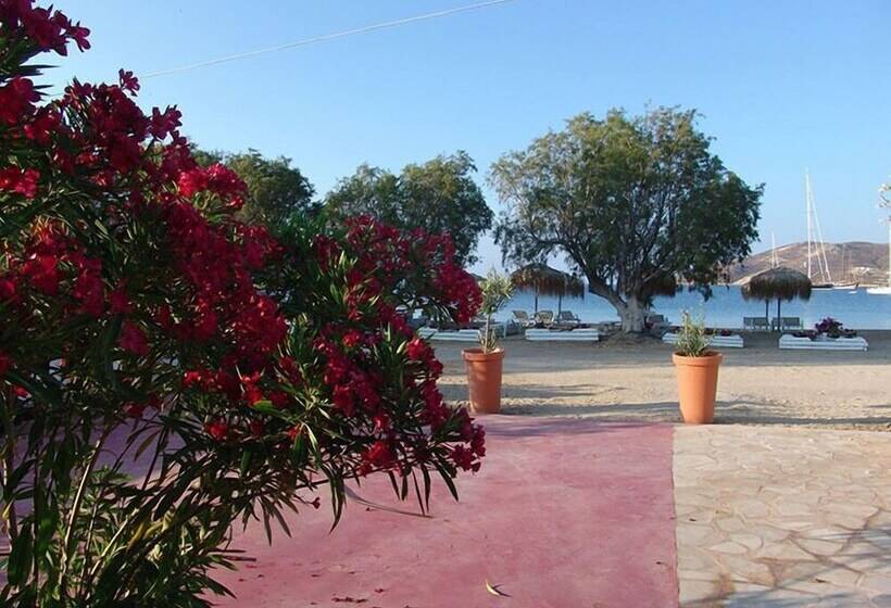 פנסיון Avlomonasbeach – Adults Only