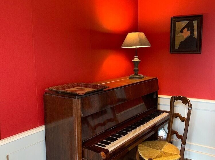 ペンション Chambres D Hôtes Au Bord Du Cher Avec Vue Sur Le Château