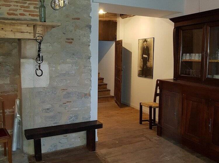 بنسيون Gîtes Chez Antonin