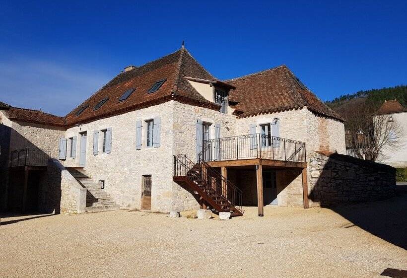 بنسيون Gîtes Chez Antonin