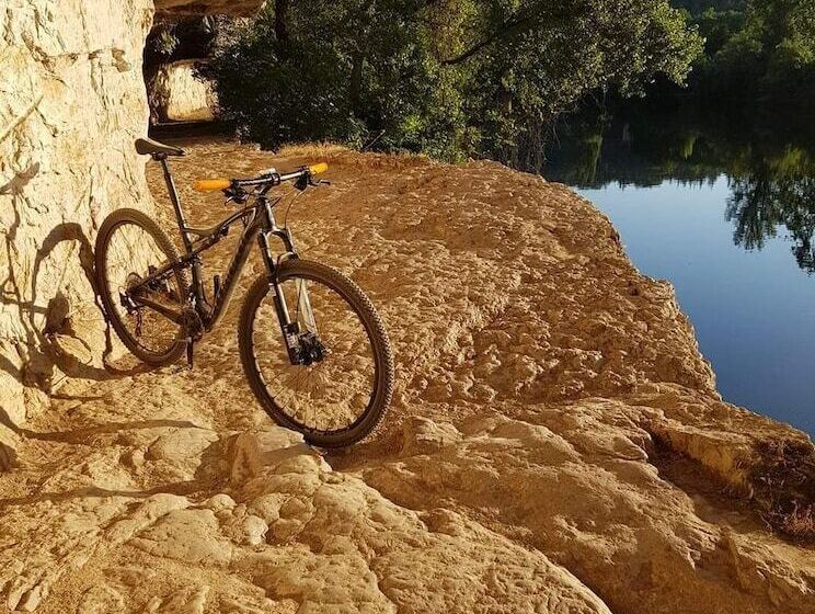 بنسيون Gîtes Chez Antonin