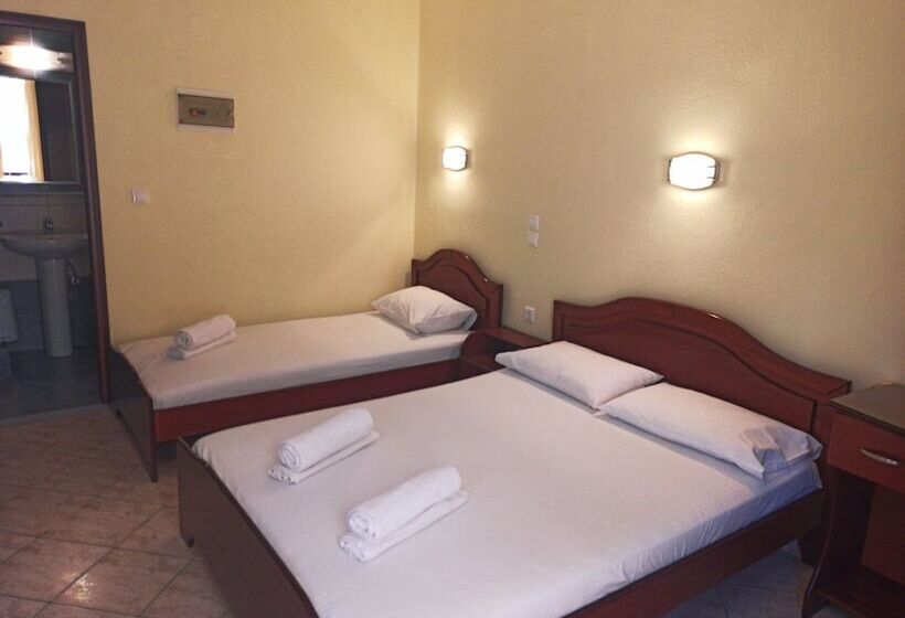 פנסיון House Sartios