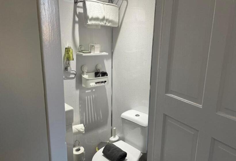 بنسيون Peacock Guest House