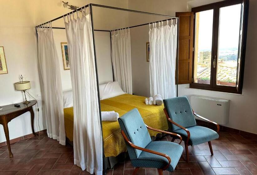 بنسيون Rooms And Wine Al Castello