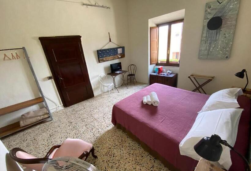 بنسيون Rooms And Wine Al Castello