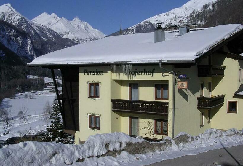 Pension Trojerhof