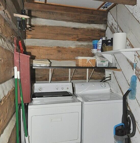 Pondview Cabin   Log Cabin Retreat