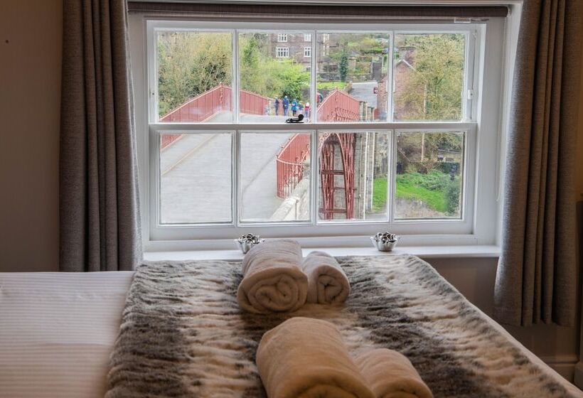 リゾートホテル Ironmasters House