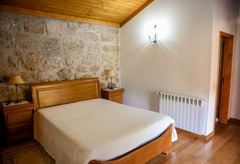 Rustic House With Swimming Pool, Vieira Minho By Izibookings