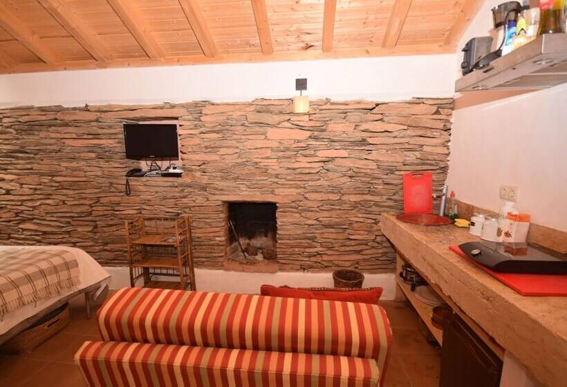 Serene Cottage In Sao Luis With Barbecue