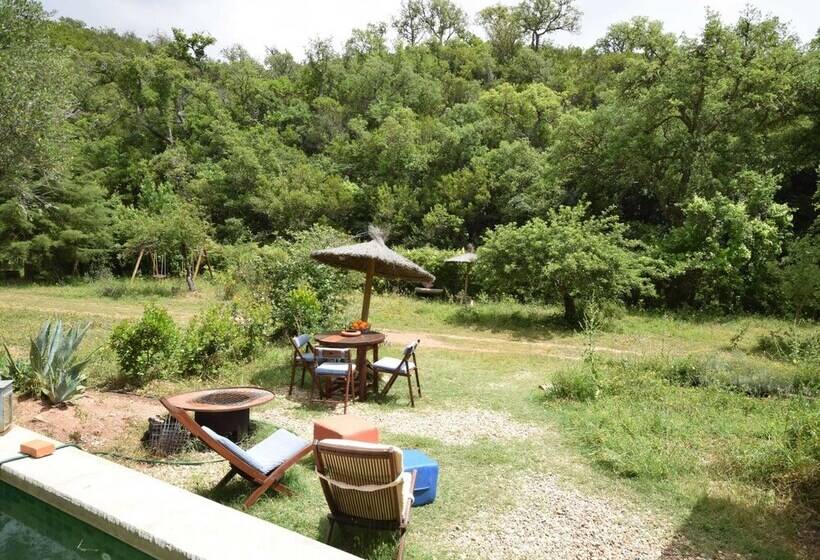 Serene Cottage In Sao Luis With Barbecue