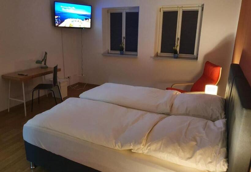 White Pearl Hostel 2