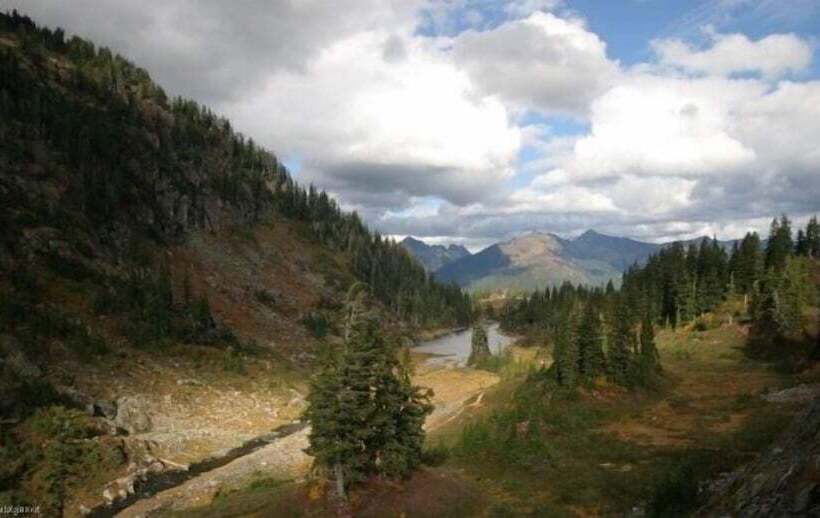 28sw   Fireplace   Dishwasher   Washer/dryer   Sleeps 4