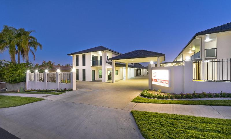 Apartments On Palmer