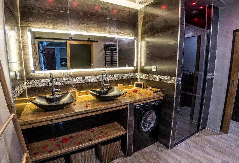 Appart Hotel Glam88 Suites Avec Spa Et Sauna Privatif