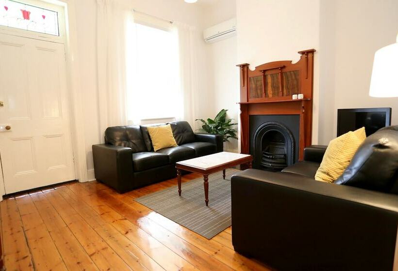 Bath Street Cottages